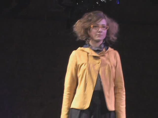 butter LONDON: Polish Tips and Tricks - image 3 from the video