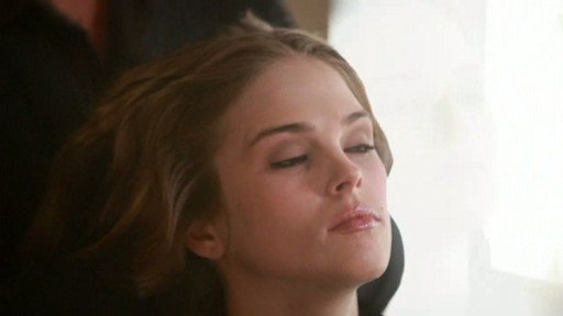 Frederic Fekkai for Thakoon: Elegant Soft Waves - image 9 from the video