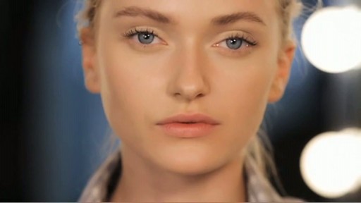Smashbox Get The Look: Bold Matte Lips - image 7 from the video