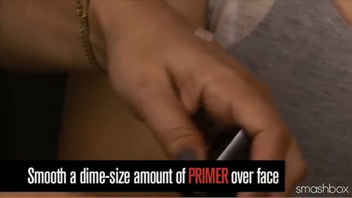 Smashbox Complexion Perfection Kit: Light - image 4 from the video
