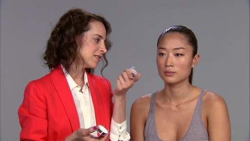 Romy's Tips: Bright Lips - image 4 from the video