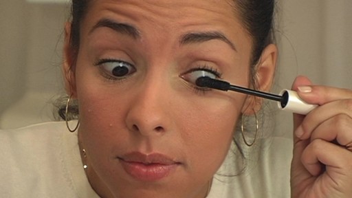 Mally Beauty Volumizing Mascara - image 7 from the video
