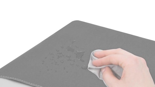  Targus - Simply Basic Cover iPad® (3rd Generation)  - image 9 from the video