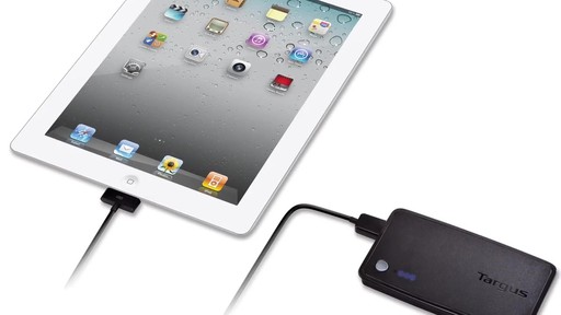  Targus - Backup Battery 4800 mAh for iPad Tablet   - image 5 from the video