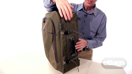 Carry hands-free. eTech 2.0 Weekender - image 4 from the video