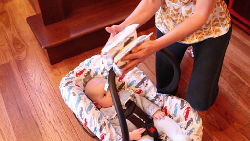 Itzy Ritzy Ritzy Wrap Arm Pad Rundown - image 5 from the video
