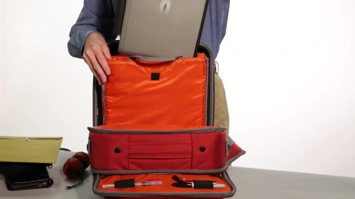 eBags TLS Vertical Mobile Office - image 8 from the video