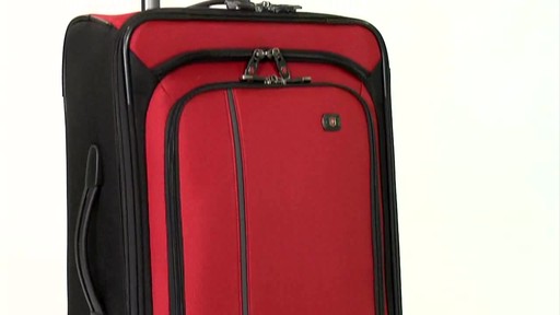 Victorinox WT 4.0 Dual-Casters - Lightweight - image 2 from the video