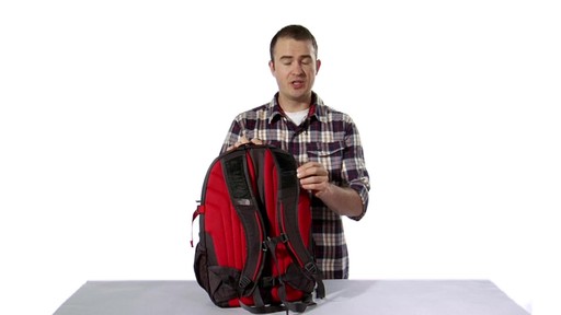 The North Face Borealis Rundown - image 3 from the video