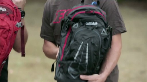 CamelBak M.U.L.E. NV 100 oz - image 10 from the video