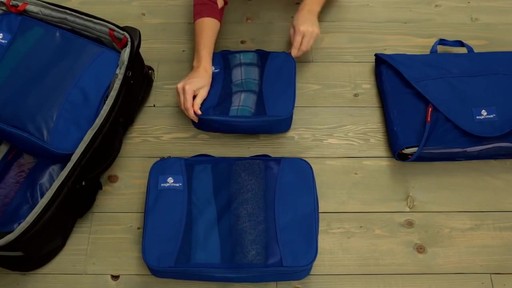 Eagle Creek Pack-It Starter Set - image 9 from the video