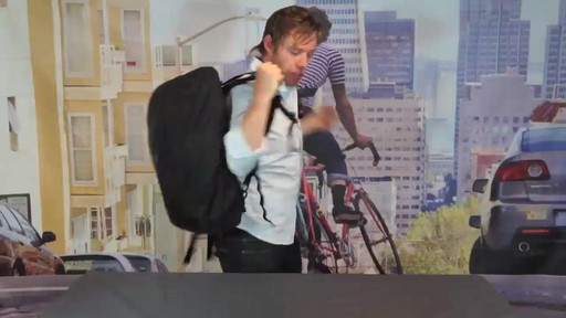  Timbuk2 Aviator Laptop Travel Pack Rundown - image 10 from the video