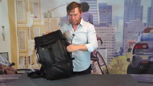  Timbuk2 Aviator Laptop Travel Pack Rundown - image 9 from the video