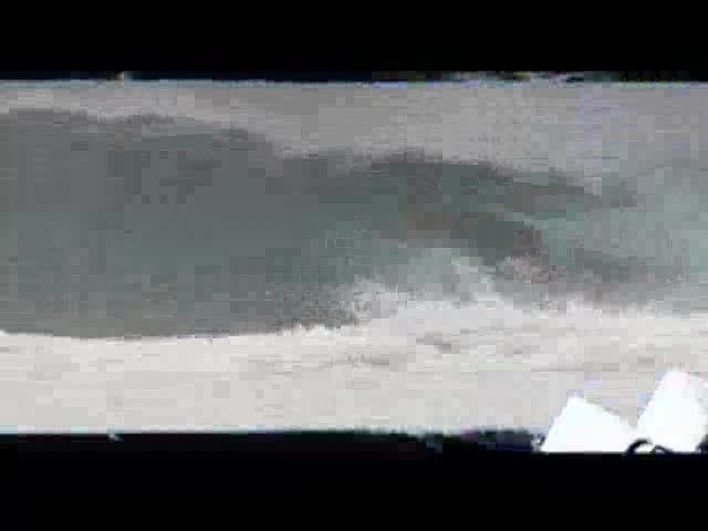 Quiksilver Surfing Footage - image 5 from the video