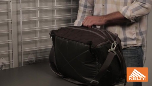 Kelty Bremen Duffel Bag Medium - image 7 from the video