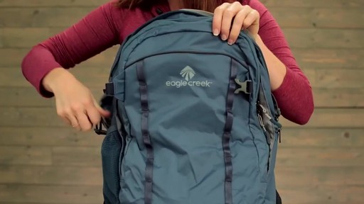 Eagle Creek Universal Traveler Backpack RFID - image 9 from the video