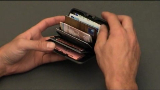 Ogon - Portecartes - image 5 from the video