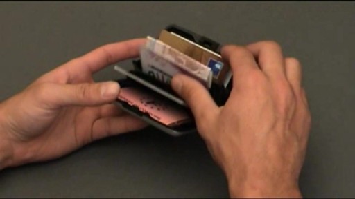 Ogon - Portecartes - image 6 from the video