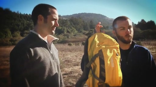 CamelBak Cloudwalker - image 9 from the video