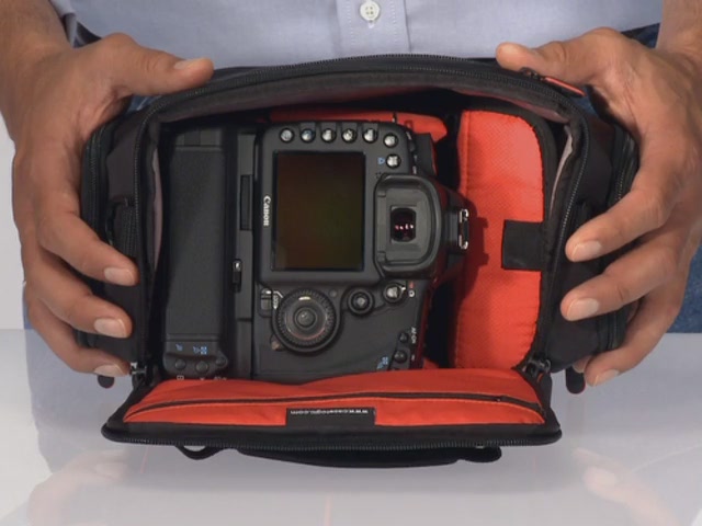 Case Logic SLR Shoulder Bag - image 5 from the video