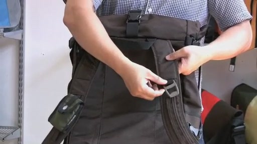Timbuk2 Hemlock - image 7 from the video