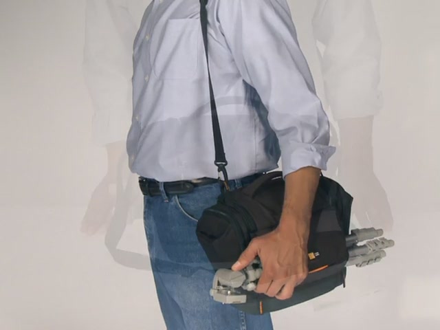 Case Logic Medium & Large SLR Camera Case - image 8 from the video