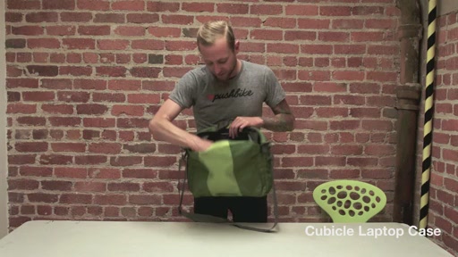 Timbuk2 Cubicle Laptop Bag - image 4 from the video