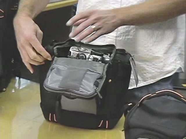 Case Logic SLRC Camera Bags - image 6 from the video