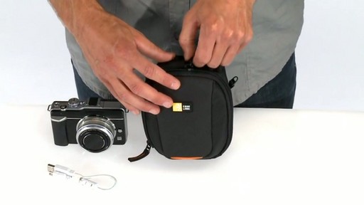 Case Logic Compact System Camera Case - image 4 from the video