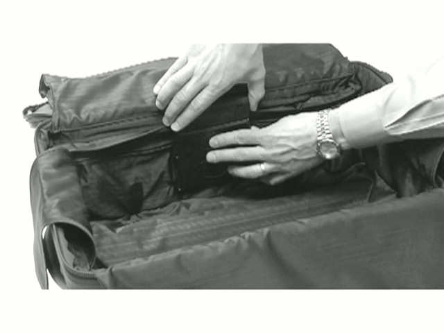 TUMI - How to Use Push-Button Expansion - image 4 from the video