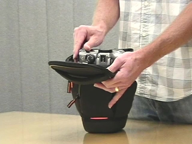 Case Logic SLR Zoom Holster Rundown - image 6 from the video