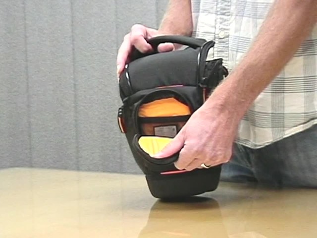 Case Logic SLR Zoom Holster Rundown - image 9 from the video