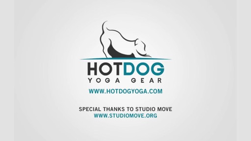 Skooba Design - Hotdog Yoga Rollpack  - image 10 from the video