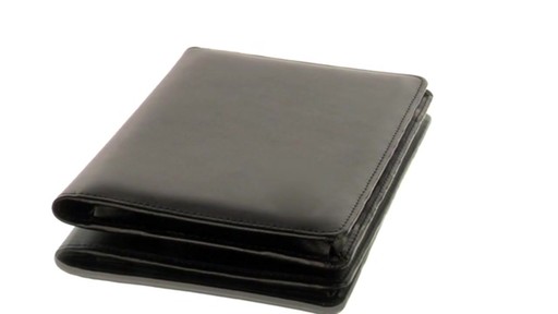 Royce Leather - Case for Kindle Keyboard - image 1 from the video