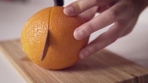 poor orange - image 3 from the video