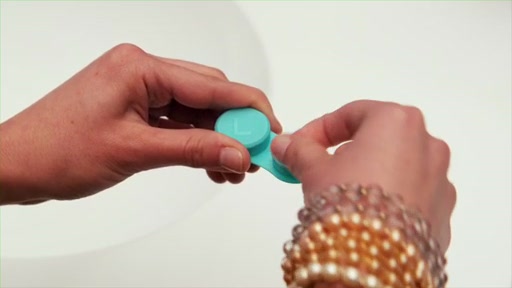 1-Day Acuvue Moist product | VisionDirect.com - image 2 from the video